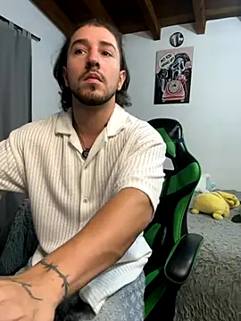 Snapshot of Valentino_Xander chatting on 29, 11, 2025 Valentino Xander online show from 29, 11, 2025