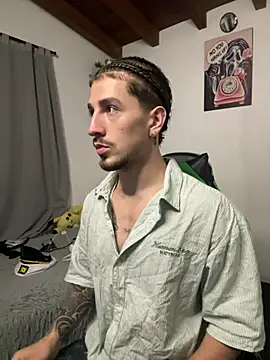 Valentino Xander online show from 25, 2, 2026