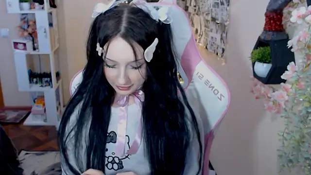 Snapshot of hikmurr chatting on 12, 12, 2024 hikmurr online show from 12, 12, 2024