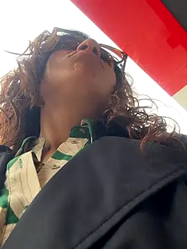 ValeriEvan online show from 8, 9, 2025