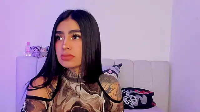 Snapshot of shadowcatt_ chatting on 8, 4, 2026 shadowcatt online show from 8, 4, 2026