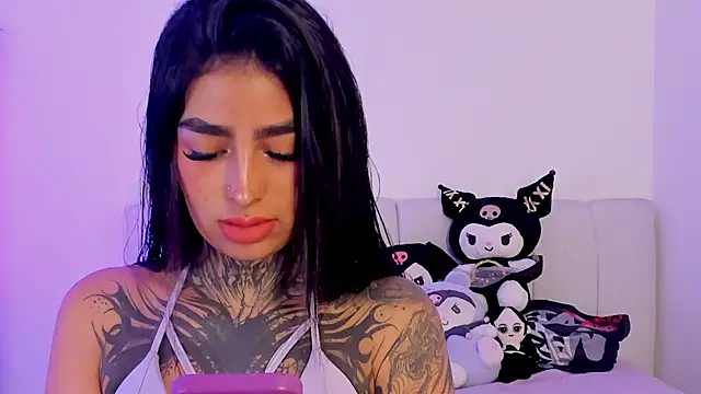 Snapshot of shadowcatt_ chatting on 10, 4, 2026 shadowcatt online show from 10, 4, 2026