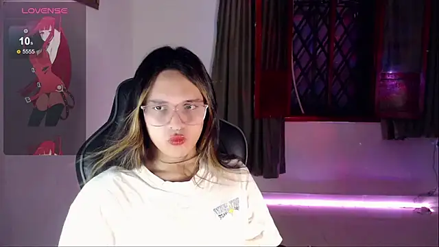 Snapshot of alexaryderr chatting on 7, 1, 2025 alexaryderr online show from 7, 1, 2025