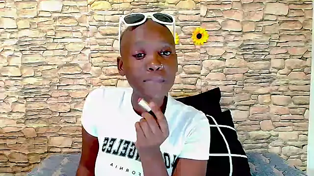 Snapshot of EbonyOlive69 chatting on 29, 3, 2026 EbonyOlive69 online show from 29, 3, 2026