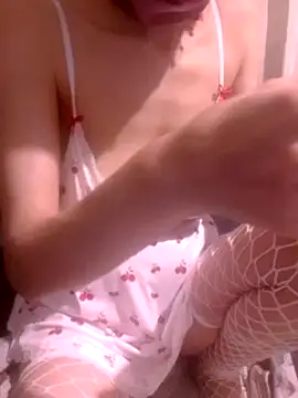 Snapshot of xaleyna36 chatting on 14, 2, 2025 xaleyna36 online show from 14, 2, 2025