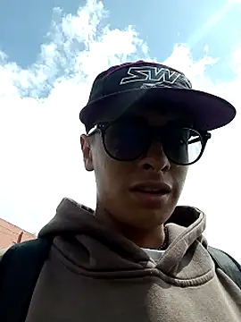 Snapshot of Cuervo_maniaco chatting on 3, 1, 2025 Cuervo maniaco online show from 3, 1, 2025