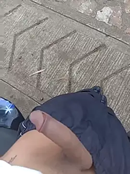 Cuervo maniaco online show from 4, 11, 2025