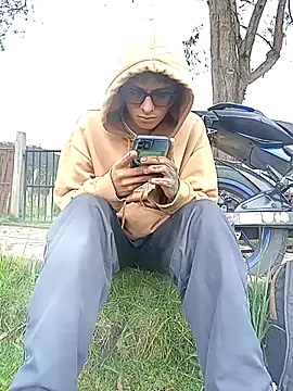 Cuervo maniaco online show from 12, 3, 2026