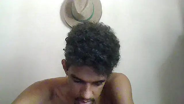 Snapshot of RenziTatte chatting on 24, 10, 2025 RenziTatte online show from 24, 10, 2025