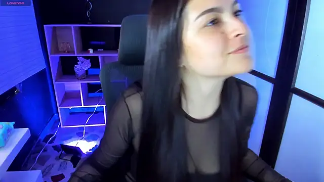 Snapshot of TifanyWhite_ chatting on 10, 3, 2025 TifanyWhite online show from 10, 3, 2025