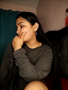 Nahiara velez online show from 26, 2, 2025