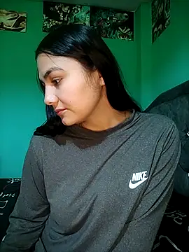 Snapshot of Nahiara_velez chatting on 18, 4, 2026 Nahiara velez online show from 18, 4, 2026