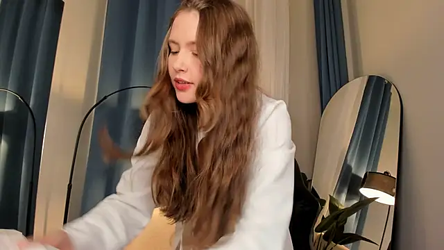 MaryannSoftt online show from 5, 10, 2025