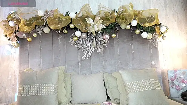 ashlyestone online show from 24, 12, 2024