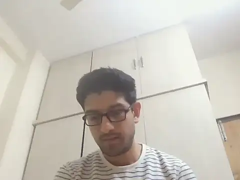 Snapshot of arjun_077 chatting on 28, 11, 2025 arjun 077 online show from 28, 11, 2025