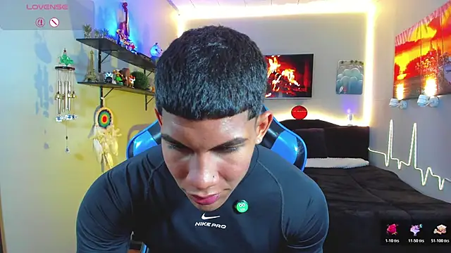 Snapshot of Damian_latinxxx chatting on 22, 6, 2026 Damian latinxxx online show from 22, 6, 2026