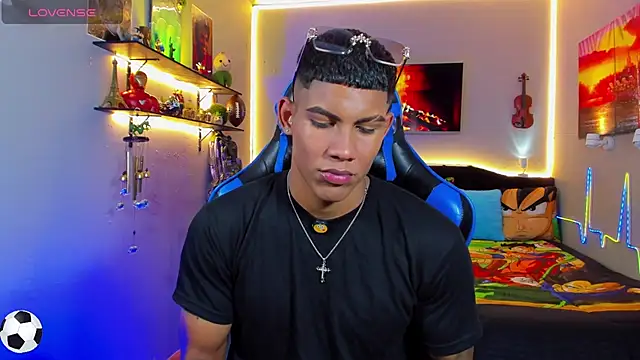 Snapshot of Damian_latinxxx chatting on 26, 6, 2026 Damian latinxxx online show from 26, 6, 2026