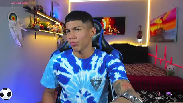 Snapshot of Damian_latinxxx chatting on 30, 6, 2026 Damian latinxxx online show from 30, 6, 2026