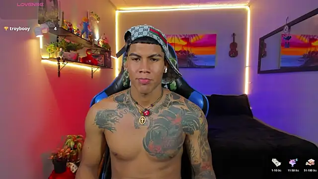 Snapshot of Damian_latinxxx chatting on 14, 7, 2026 Damian latinxxx online show from 14, 7, 2026