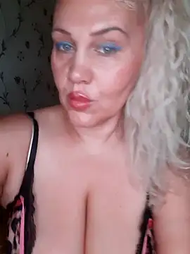 Snapshot of IsabellaBoni chatting on 25, 10, 2025 IsabellaBoni online show from 25, 10, 2025