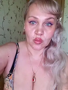Snapshot of IsabellaBoni chatting on 2, 6, 2026 IsabellaBoni online show from 2, 6, 2026