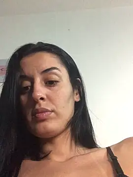 Snapshot of Catmila94 chatting on 11, 4, 2026 Catmila94 online show from 11, 4, 2026