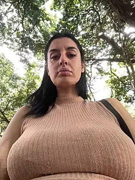 Snapshot of Catmila94 chatting on 2, 5, 2026 Catmila94 online show from 2, 5, 2026