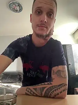 Snapshot of BWC69_69_69 chatting on 16, 12, 2024 BWC69 69 69 online show from 16, 12, 2024