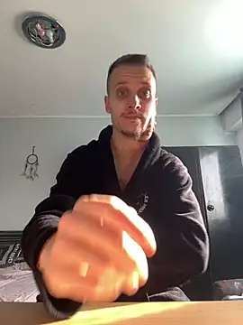 Snapshot of BWC69_69_69 chatting on 2, 2, 2025 BWC69 69 69 online show from 2, 2, 2025