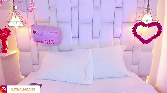 NathaliAdans online show from 21, 2, 2025