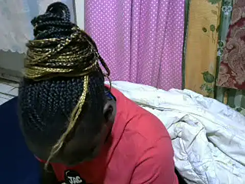 Snapshot of Thicky_kyla chatting on 17, 3, 2025 Thicky kyla online show from 17, 3, 2025