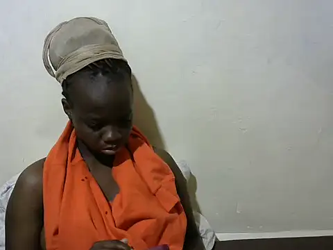 Snapshot of Thicky_kyla chatting on 10, 11, 2025 Thicky kyla online show from 10, 11, 2025