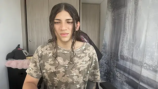 Snapshot of gabriel__manson chatting on 18, 1, 2026 gabriel manson online show from 18, 1, 2026