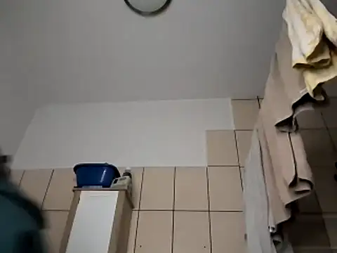 Milky hairy mommy online show from 24, 11, 2025