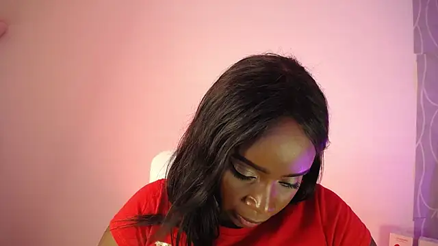 Britanymooree online show from 4, 12, 2024