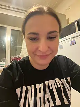 Snapshot of OlgaBuzzz chatting on 18, 2, 2025 OlgaBuzzz online show from 18, 2, 2025