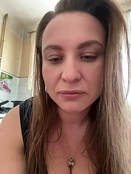 Snapshot of OlgaBuzzz chatting on 7, 3, 2026 OlgaBuzzz online show from 7, 3, 2026