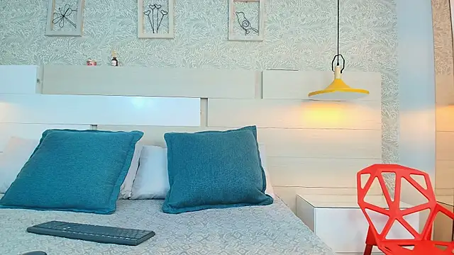 Snapshot of Isabela_Coleman chatting on 16, 4, 2026 Isabela Coleman online show from 16, 4, 2026