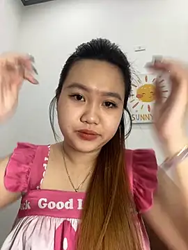 Snapshot of Odette68 chatting on 13, 11, 2025 Odette68 online show from 13, 11, 2025