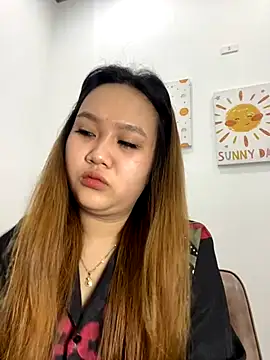 Snapshot of Odette68 chatting on 16, 11, 2025 Odette68 online show from 16, 11, 2025