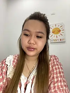 Snapshot of Odette68 chatting on 26, 11, 2025 Odette68 online show from 26, 11, 2025