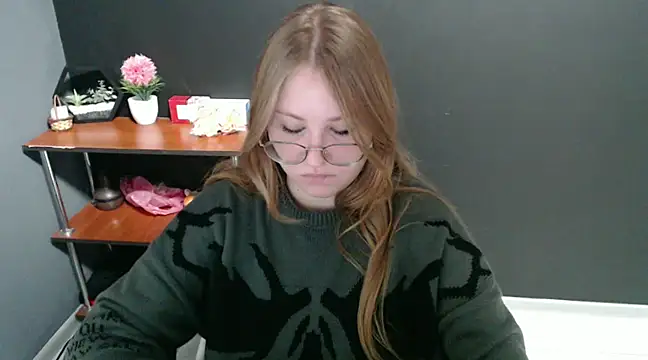 lady minx online show from 4, 12, 2024