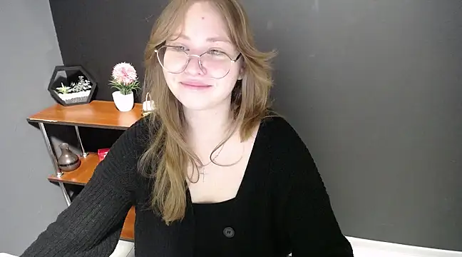 lady minx online show from 28, 2, 2025