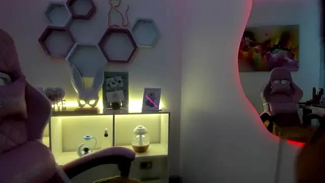  Ameliie online show from 25, 1, 2025