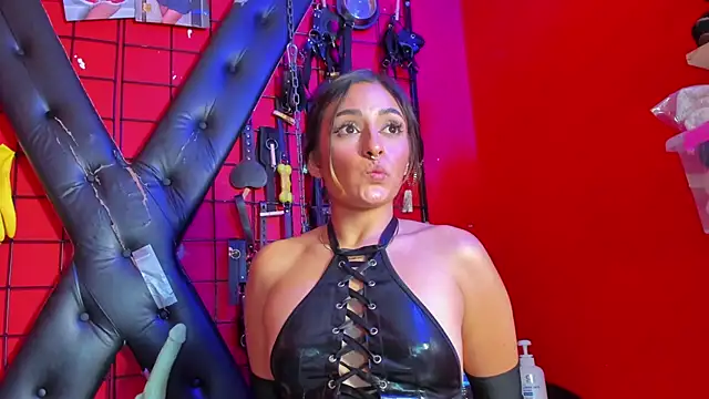 Madame pain  online show from 3, 1, 2025