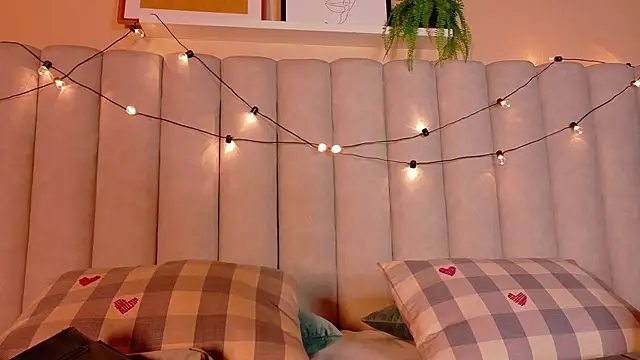 AbbyWathson online show from 13, 11, 2025