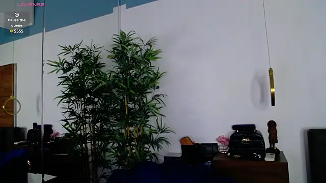 CreamyInkky  online show from 22, 12, 2025