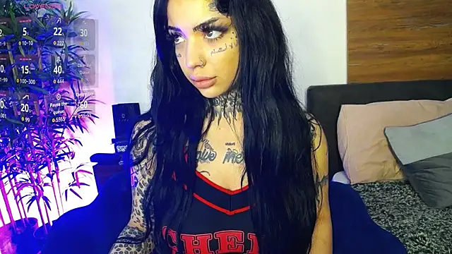 CreamyInkky  online show from 2, 4, 2026