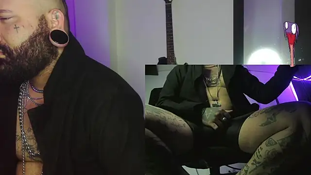 Snapshot of darkclothes chatting on 31, 12, 2024 darkclothes online show from 31, 12, 2024