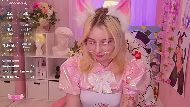 Coconut Mia online show from 13, 1, 2025